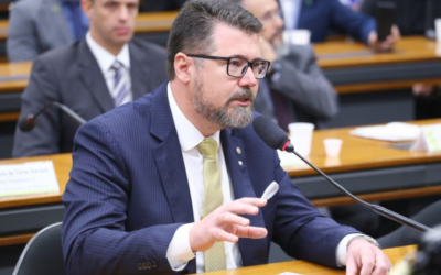 CCJ aprova projeto que obriga presença de exemplar de Estatuto da Advocacia em delegacias
