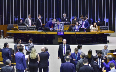 Câmara aprova projeto que tributa investimentos de brasileiros em offshores e fundos de alta renda