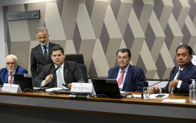 Aprovada pela CCJ, reforma tributária segue para o Plenário do Senado