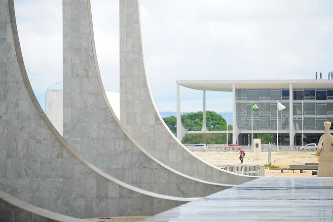 STF invalida restrições ao pagamento de precatórios