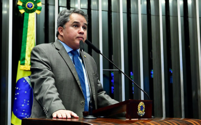 Efraim destaca plano para modernização do processo administrativo e tributário
