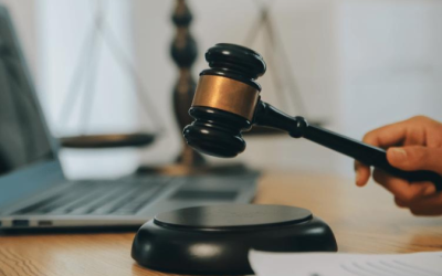 É cabível recurso adesivo à apelação do advogado da parte contrária que apenas discute honorários