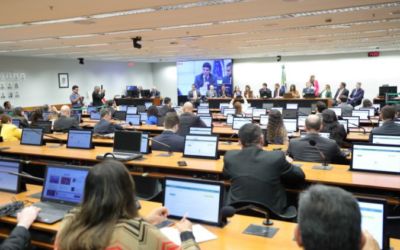 Diferentes setores da economia defendem coerência entre reforma tributária e regulamentação dos novos impostos