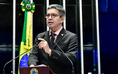 Lei isenta de Imposto de Renda quem ganha dois salários mínimos