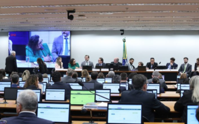 Secretário da reforma tributária detalha transição a deputados e diz que 2026 será “período de teste”