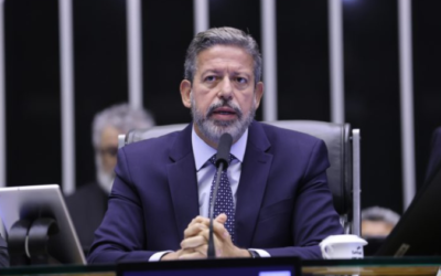 Lira anuncia para agosto a votação do segundo projeto que regulamenta a reforma tributária