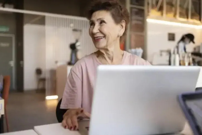 Mulheres 50+: maturidade impulsiona uma nova revolução no empreendedorismo feminino