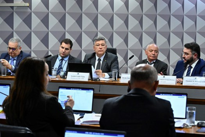 OAB destaca iniciativa de Carlos Viana por ter recebido comitiva em sessão da CPMI do INSS
