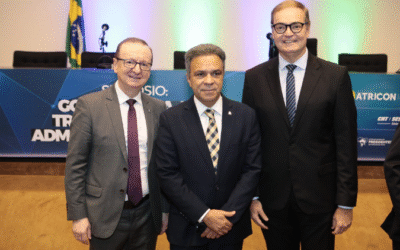 CFC participa de simpósio sobre governança, IA e transparência na administração pública