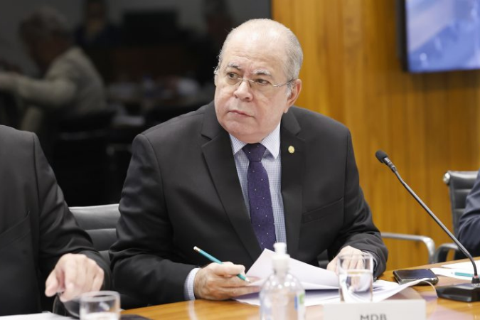 Comissão aprova incentivos fiscais para saneamento e define órgão de monitoramento