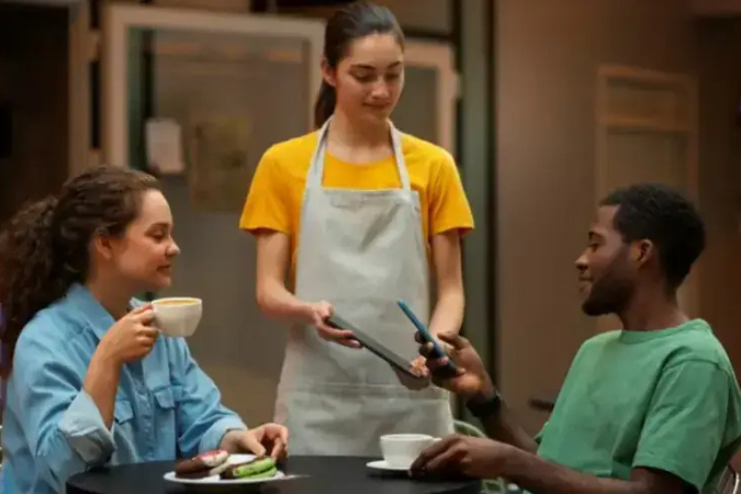 Brasil registra queda na informalidade com apoio dos pequenos negócios