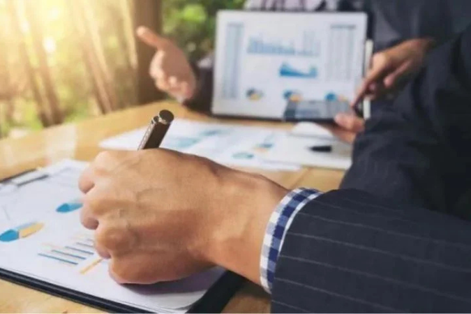 Diagnóstico de crise empresarial: como identificar os sinais precoces e agir antes que seja tarde