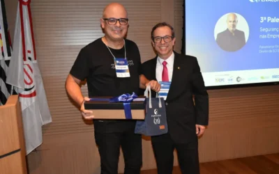 Elinton Marçal aborda segurança de dados na contabilidade no III Congresso Fenacon
