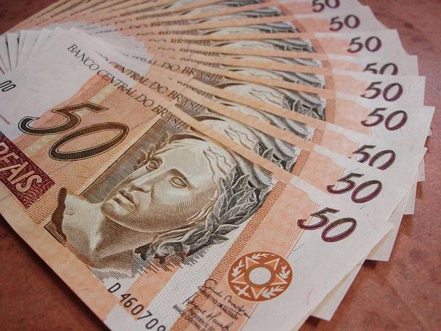 Comitê Gestor estima alíquota do IVA em 27,91%, acima do teto previsto na Reforma Tributária
